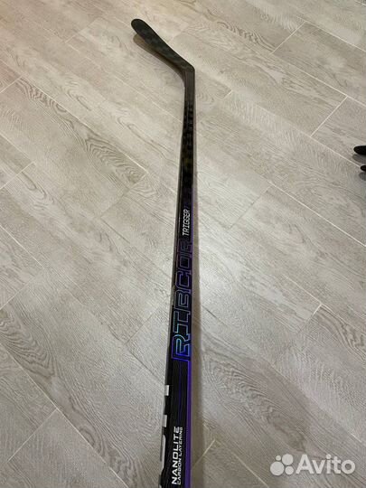 Клюшка хоккейная