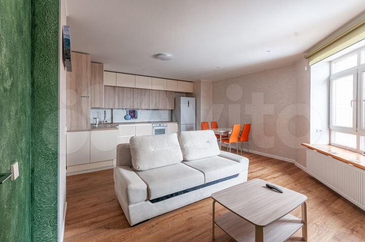 2-к. квартира, 69 м², 14/17 эт.