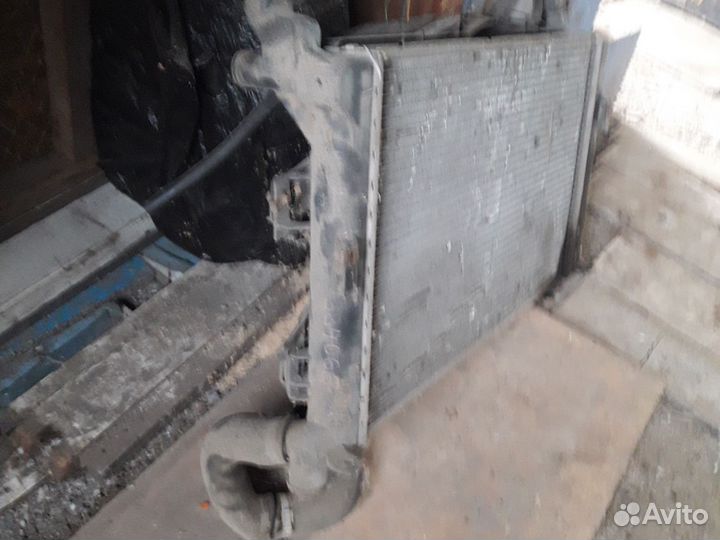 Основной радиатор охлаждения