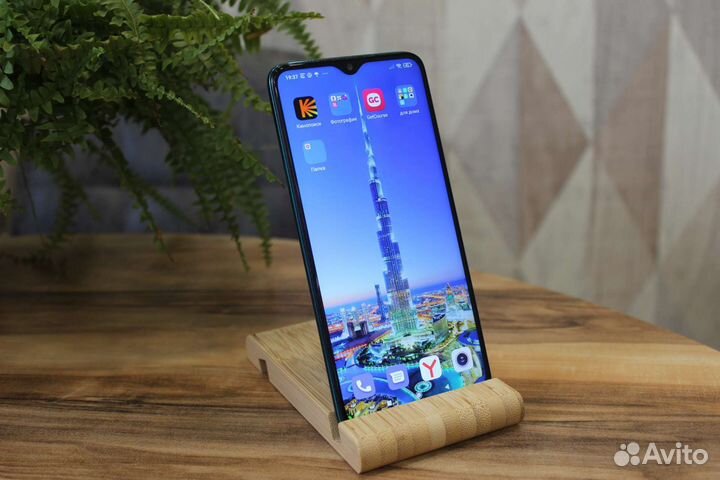Телефон xiaomi Redmi note 8 pro