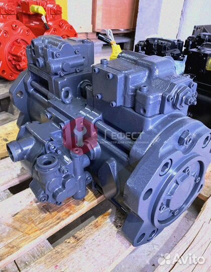 Гидравлический насос Hyundai R210LC-9 31Q7-10050