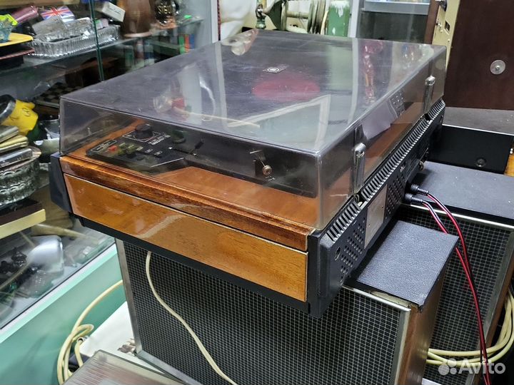 Проигрыватель винила Вега 108