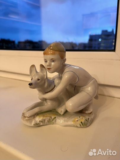Фарфоровые фигурки лфз