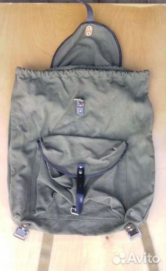 Рюкзаки.Шнуры.Поплавки.Спасательный жилет