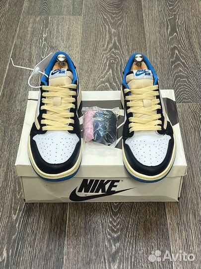 Кроссовки nike air jordan 1 low travis scott