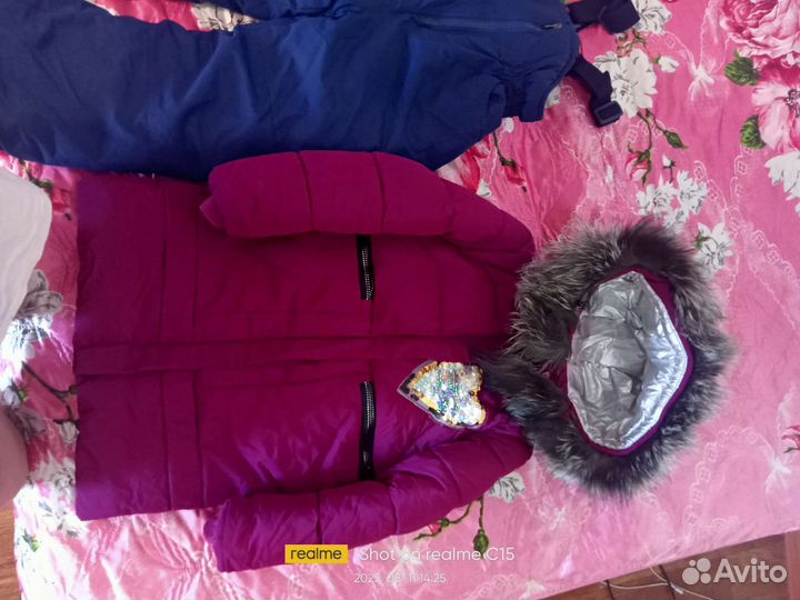 Зимний комбинезон для девочки