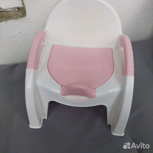 Ванночка для купания и горшок