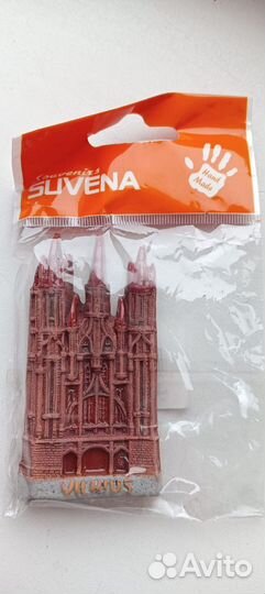 Магнит на холодильник