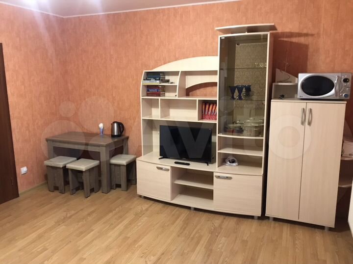 Квартира-студия, 32 м², 1/9 эт.