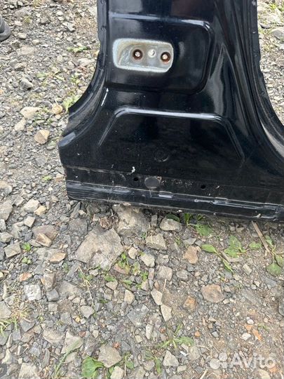 Стойка кузова (4) правая Toyota Prius A ZVW41