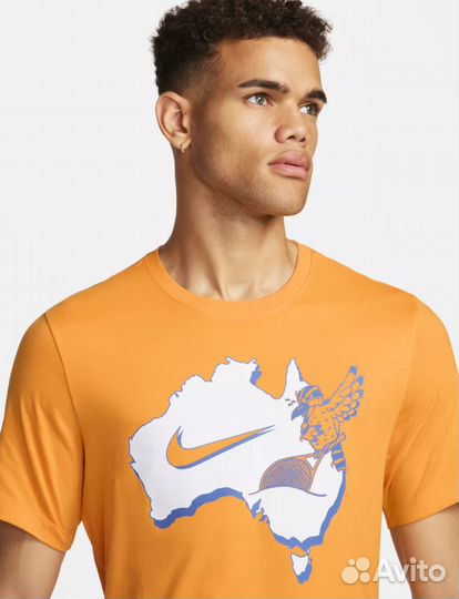 Теннисная футболка nike