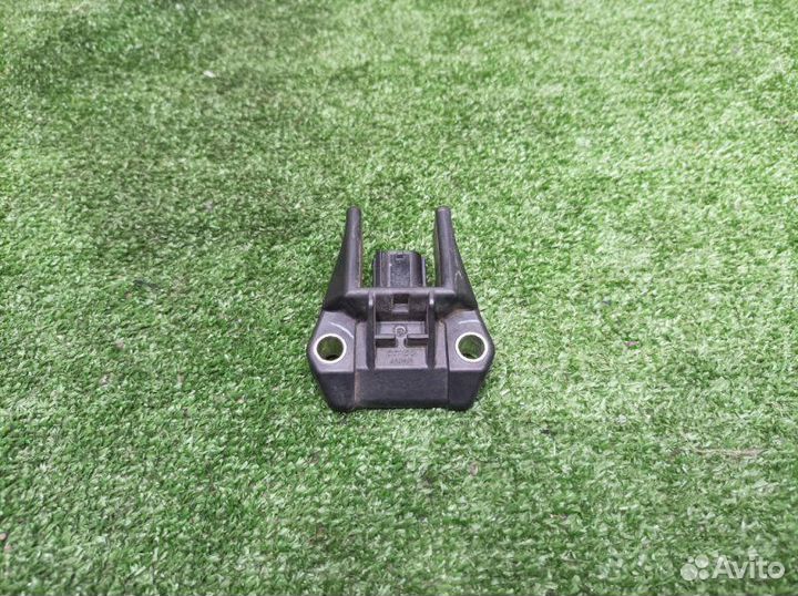 Датчик airbag Toyota Harrier GSU35W 2grfe 2007