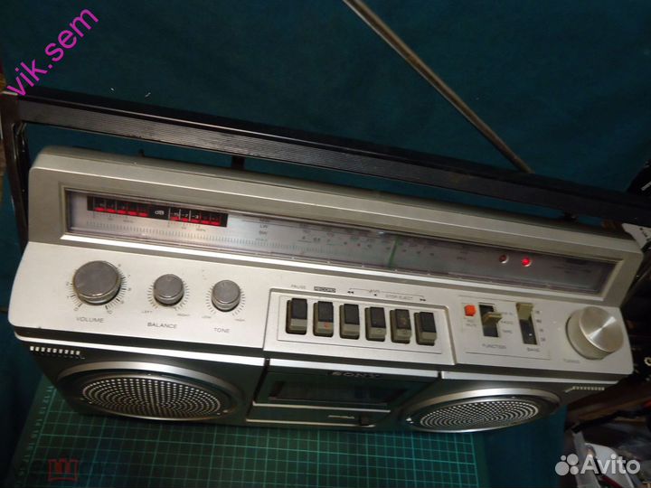 Магнитола кассетная винтаж Sony CFS-47L япония