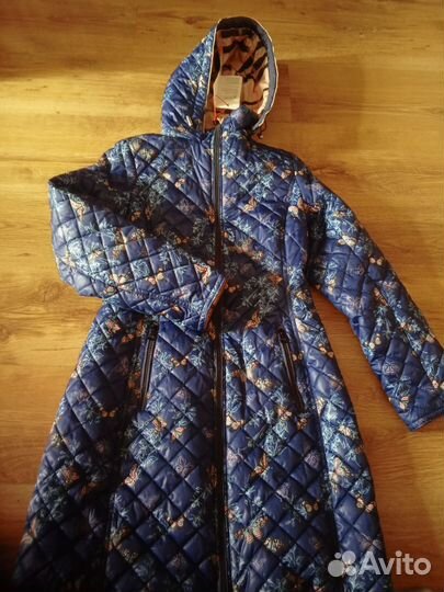 Пальто новое на девочку