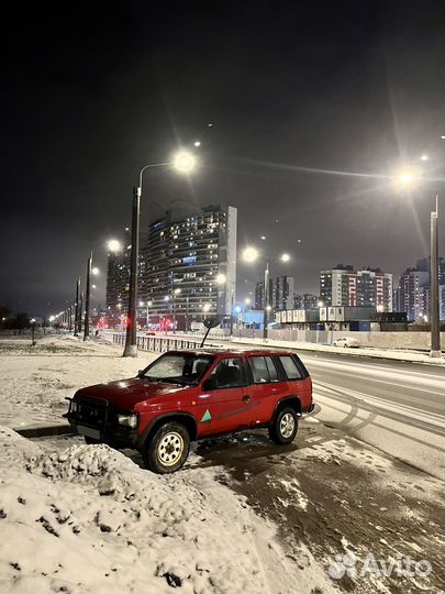 Nissan Terrano 2.7 МТ, 1991, 250 000 км
