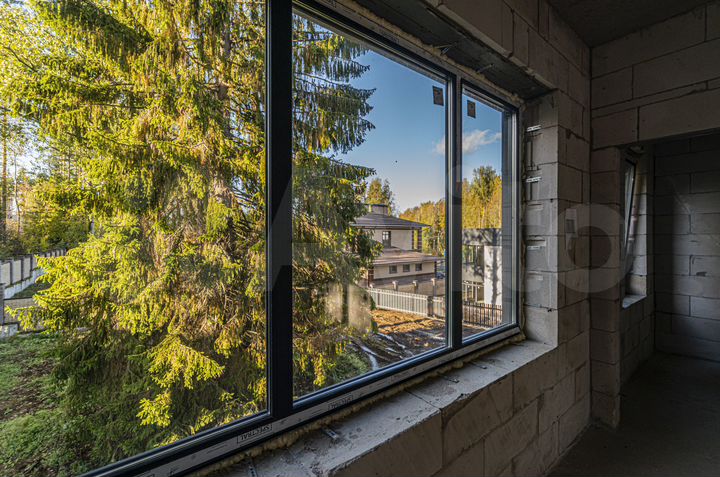 Дом 257,4 м² на участке 9,5 сот.