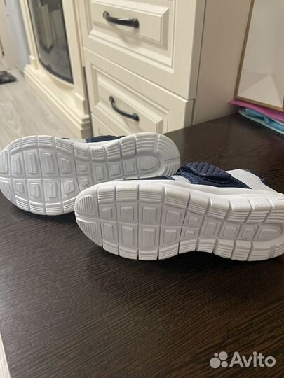 Кроссовки faberlic 31 размер новые