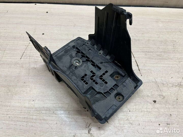 Площадка под аккумулятор volvo xc70