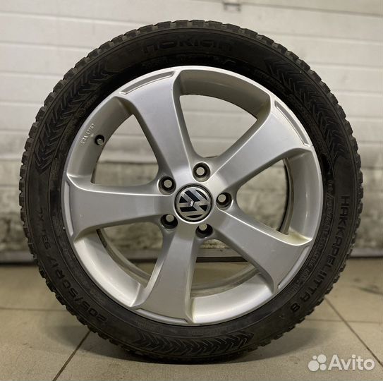 Оригинальные диски на Volkswagen R17