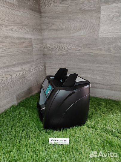 Мультивалютный счетчик банкнот mertech C-3, черный