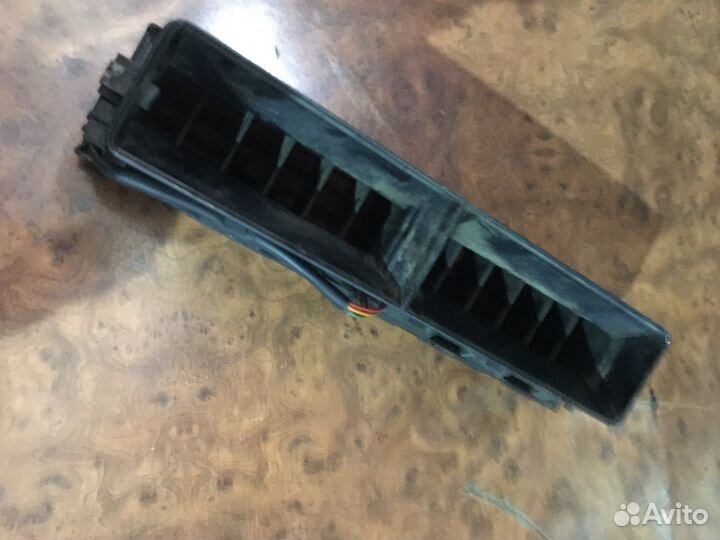 Дефлекторы воздушный Mercedes W140