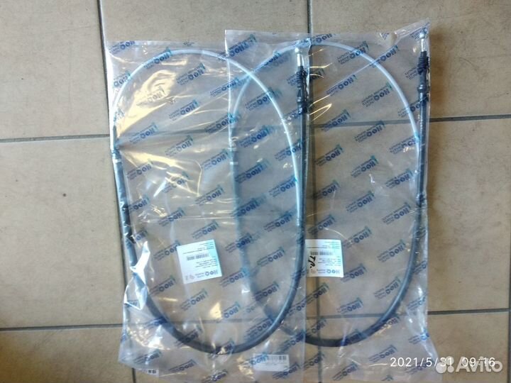 Трос ручного тормоза Шкода Октавия А5, Гольф 5-6