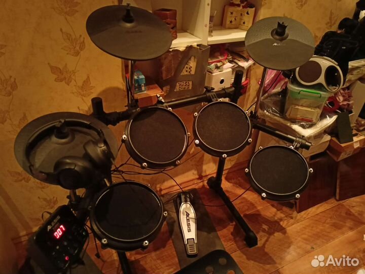 Ударная установка Alesis Turbo mesh kit