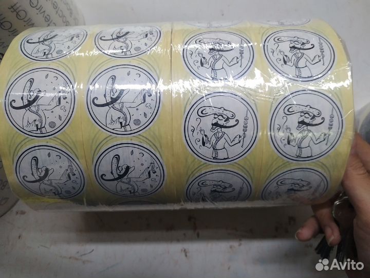 Наклейки с логотипом