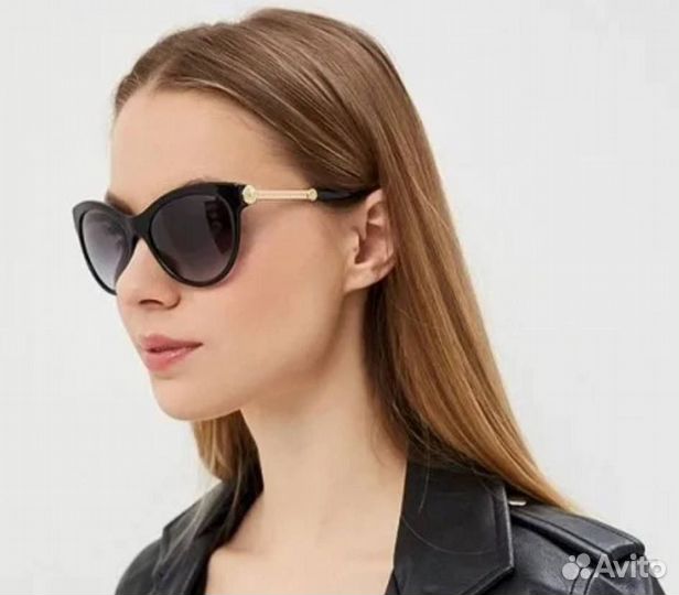 Солнцезащитные очки женские versace