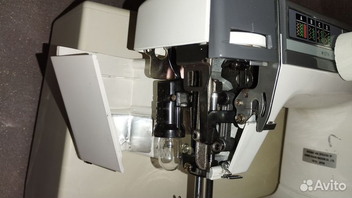 Швейная машина Janome 392 anna