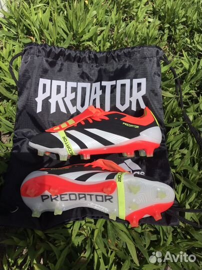 Футбольные бутсы Adidas Predator Freak 30