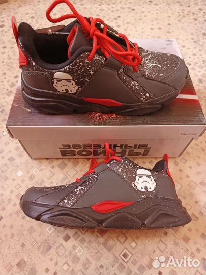 Новые кроссовки для мальчика 32 размер