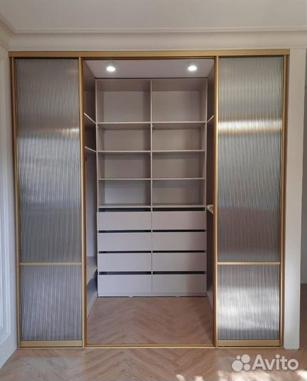 Гардеробная комната на заказ