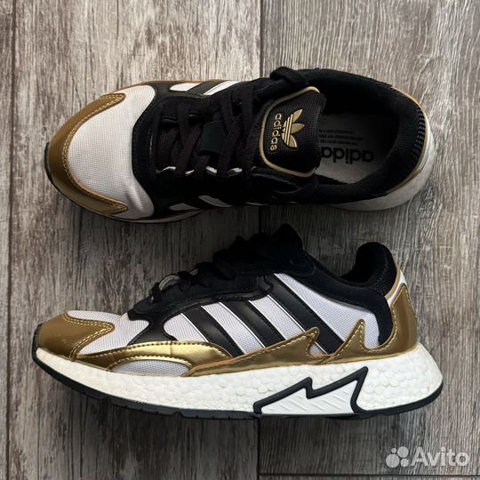 Кроссовки Adidas Tresc Run J EU40