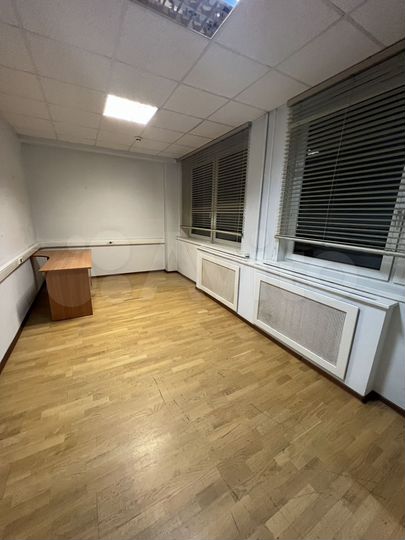 Помещение свободного назначения 300 м²