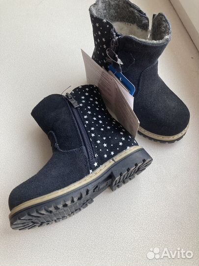 Ботинки зимние для девочки 24