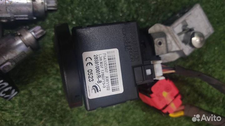 Замок зажигания Renault Duster 2015