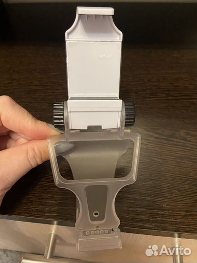 Крепление к геймпаду