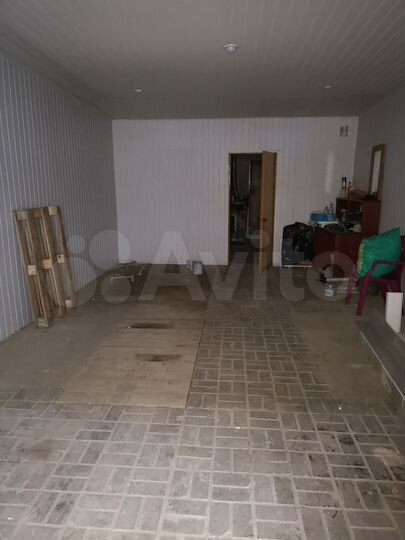 Гараж, > 30 м²