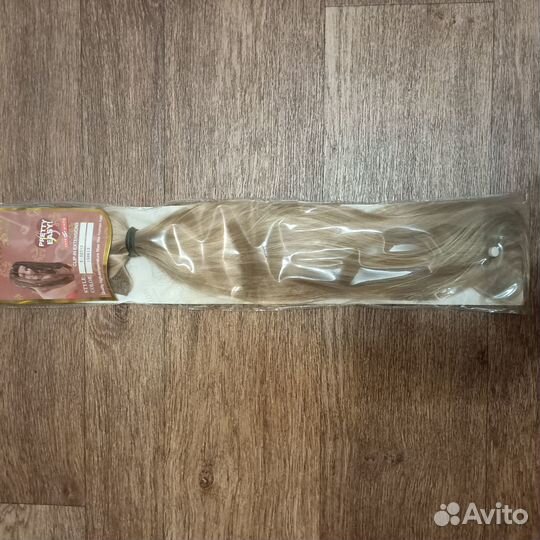 Волосы на заколках искусственные