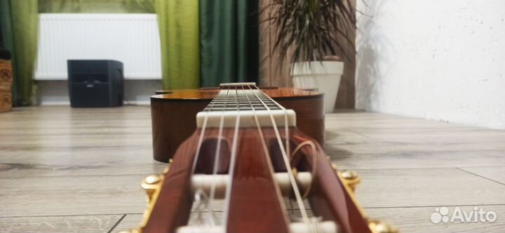Классическая гитара Yamaha C70