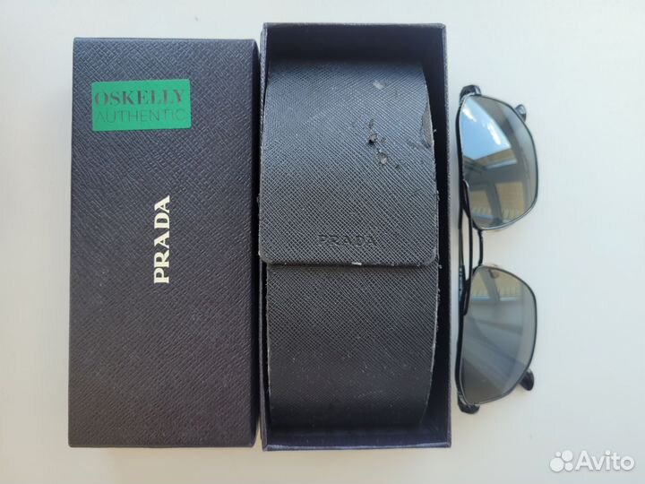 Солнцезащитные очки Prada авиаторы. Оригинал