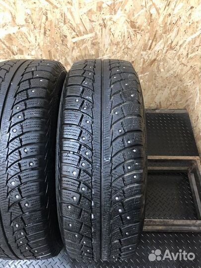Gislaved Nord Frost 5 215/65 R16 102T