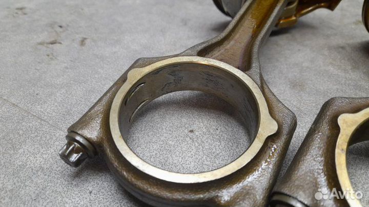 Поршень с шатуном Лада Гранта 21127 (106) 2015