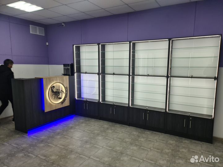 Витрины для табака и сигарет кальянов