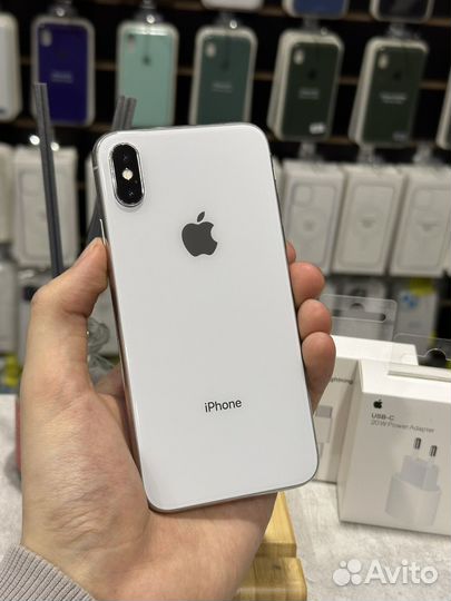 iPhone Xs, 64 ГБ