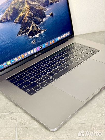 Macbook Pro 15 2017 i7/16gb/512