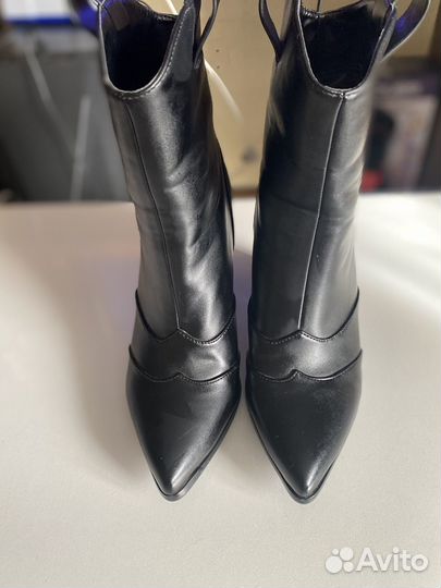 Ботильоны казаки 36