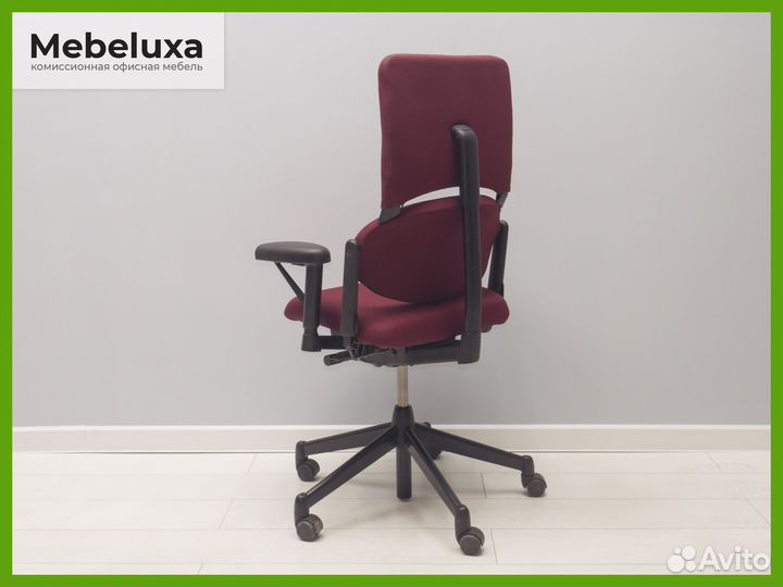 Кресло офисное Steelcase эргономичное