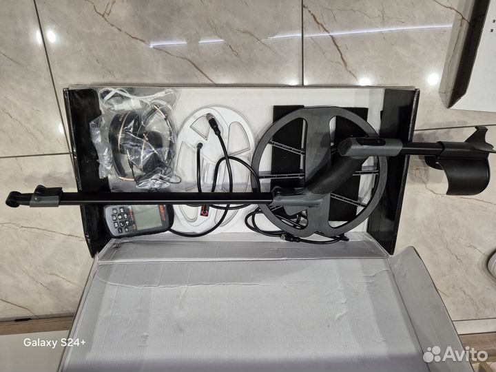 Металлоискатель gold hunter b75